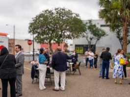 Food Trucks on 17th Street